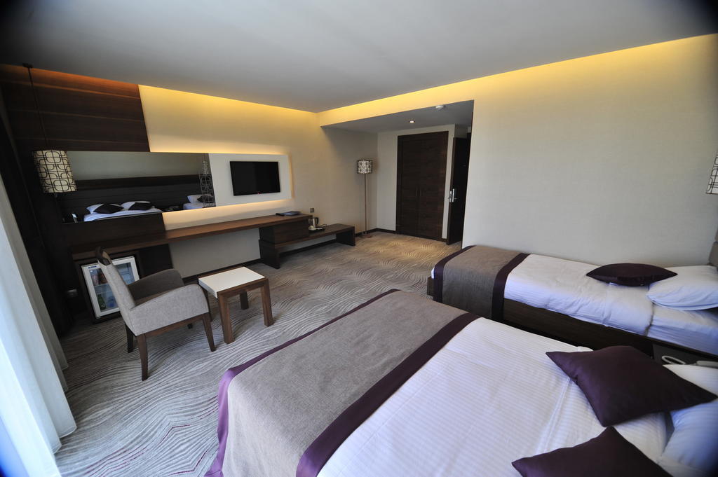 Grand Cenas Hotel Agri Bilik gambar